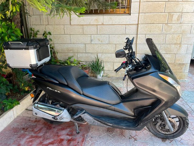 מודעת רכב הונדה פורזה NSS300