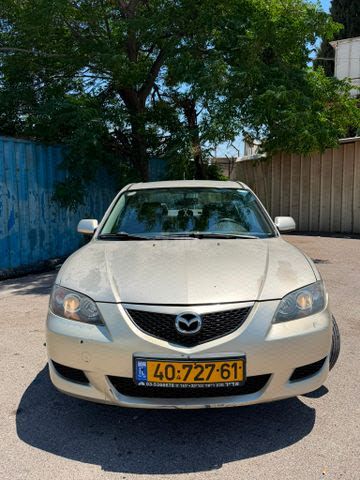 מודעת רכב מאזדה 3