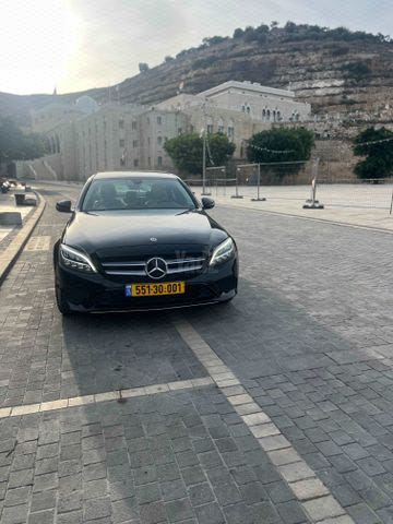 מודעת רכב מרצדס-בנץ C-class