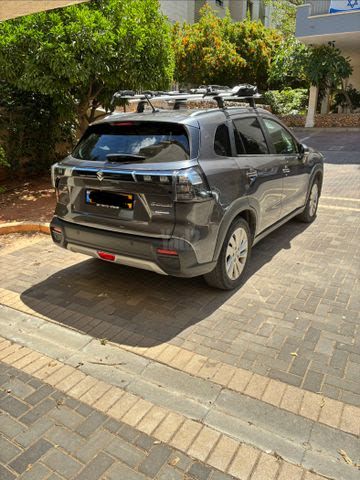 מודעת רכב סוזוקי S-Cross