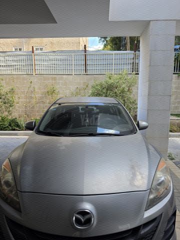 מודעת רכב מאזדה 3