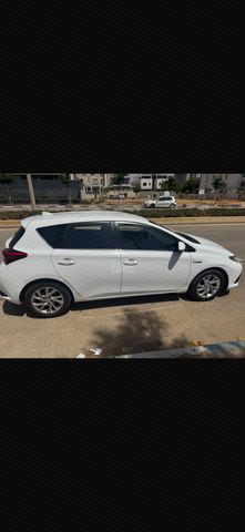 מודעת רכב טויוטה אוריס