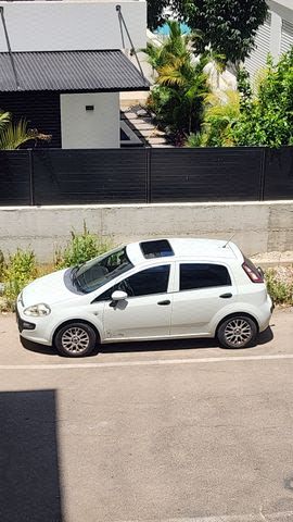 מודעת רכב פיאט פונטו