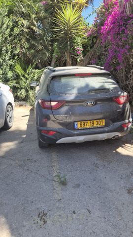 מודעת רכב קיה סטוניק