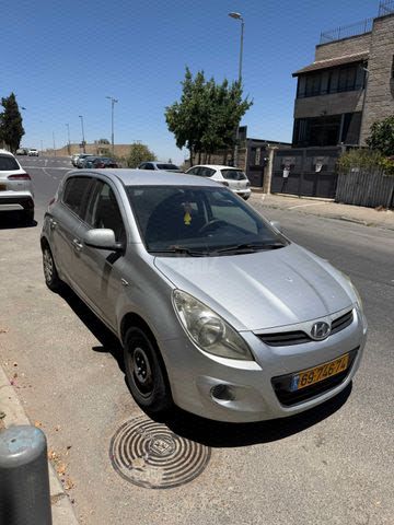 מודעת רכב יונדאי i20