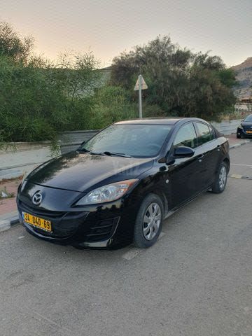 מודעת רכב מאזדה 3