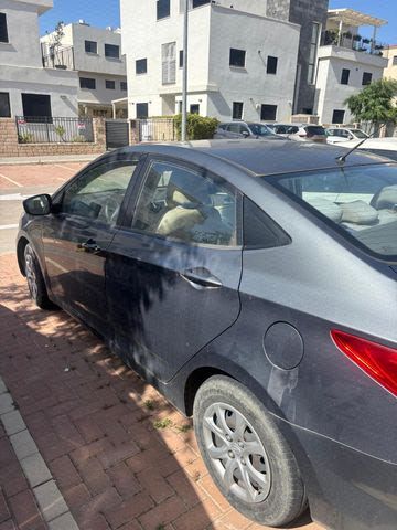 מודעת רכב יונדאי אקסנט i25