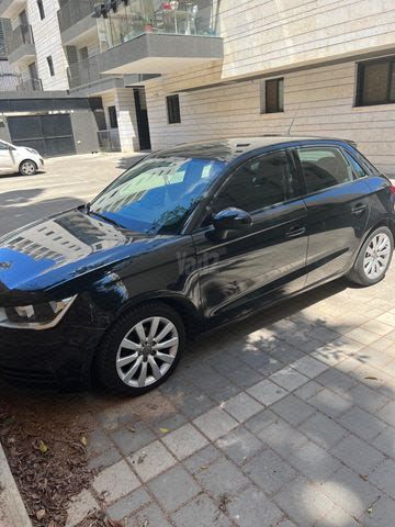 מודעת רכב אאודי A1