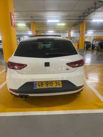 מודעת רכב סיאט לאון