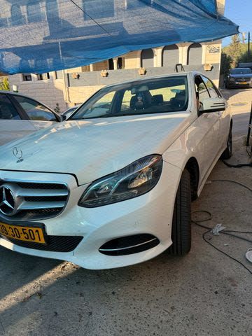 מודעת רכב מרצדס-בנץ E-class