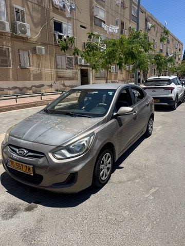 מודעת רכב יונדאי אקסנט i25