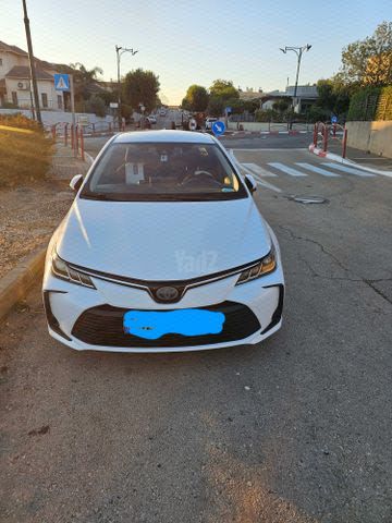 מודעת רכב טויוטה קורולה