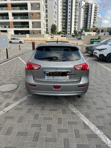 מודעת רכב מיצובישי לנסר