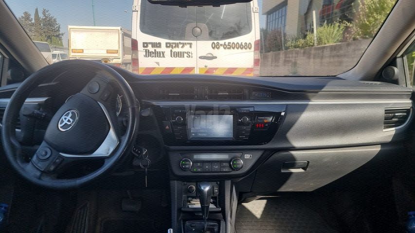 מודעת רכב טויוטה קורולה