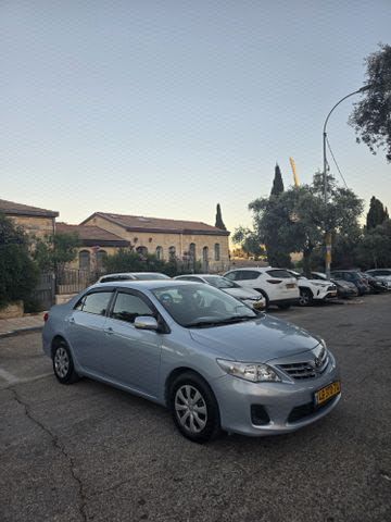 מודעת רכב טויוטה קורולה
