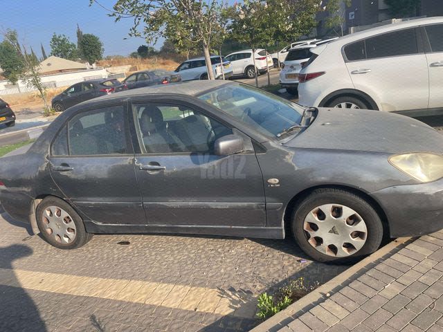 מודעת רכב מיצובישי לנסר