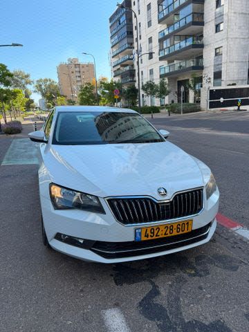 מודעת רכב סקודה סופרב