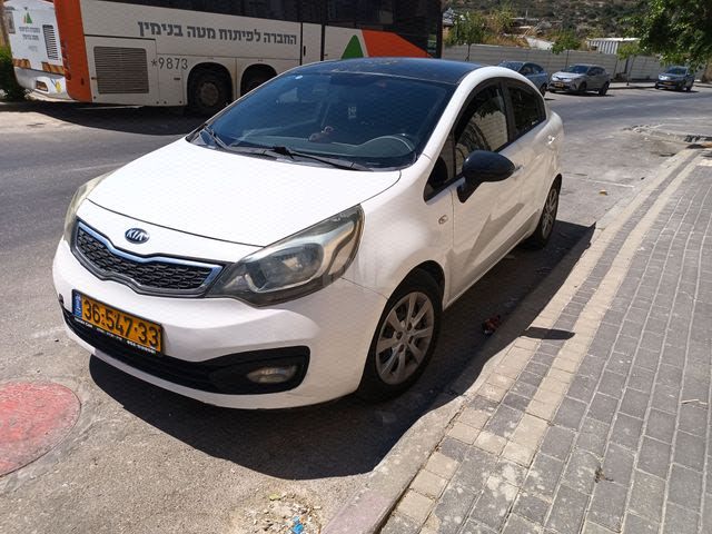 מודעת רכב קיה ריו