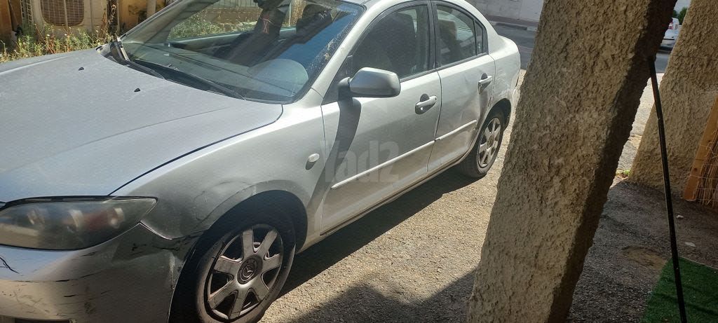 מודעת רכב מאזדה 3