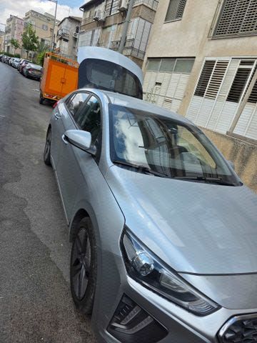 מודעת רכב יונדאי איוניק