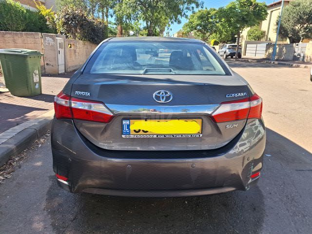 מודעת רכב טויוטה קורולה