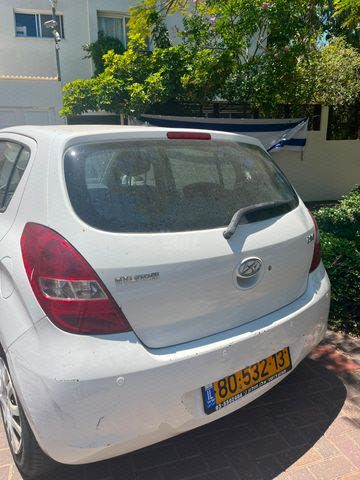 מודעת רכב יונדאי i20