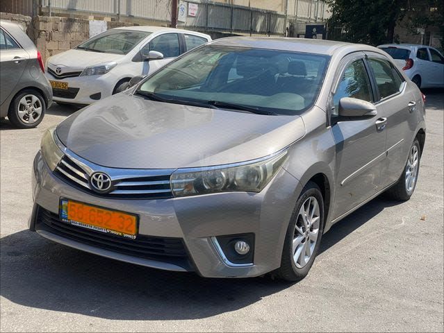 מודעת רכב טויוטה קורולה
