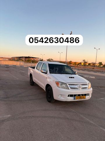 מודעת רכב טויוטה היילקס ויגו