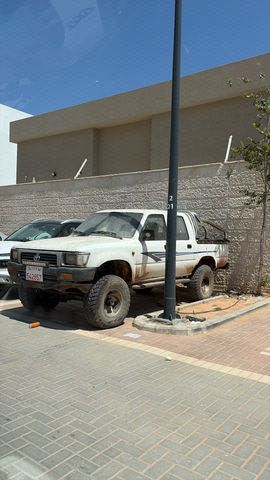 היילקס ידני 2.4 (97 כ״ס)