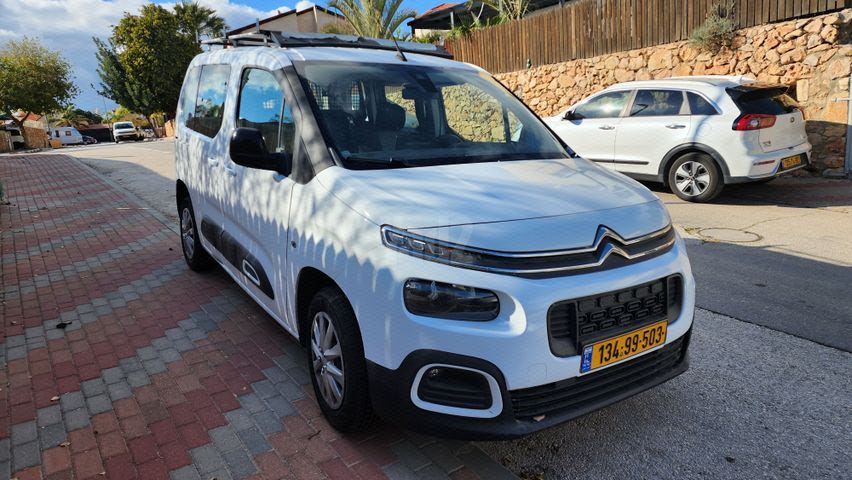 מודעת רכב סיטרואן ברלינגו