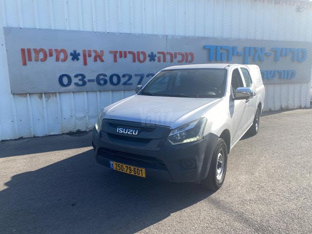 מודעת רכב איסוזו די-מקס