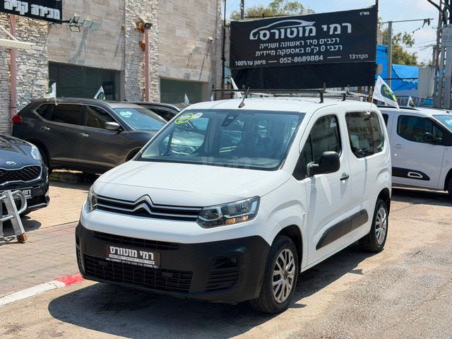 מודעת רכב סיטרואן ברלינגו