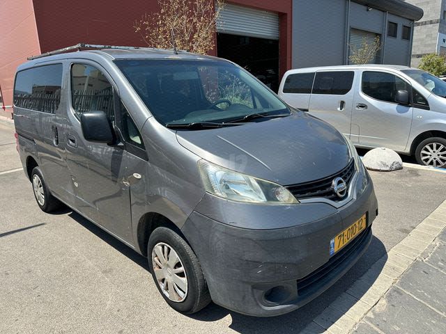 מודעת רכב ניסאן NV200