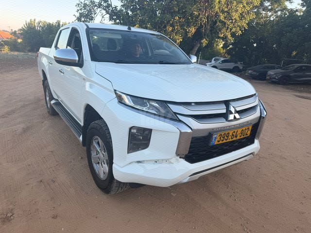 מודעת רכב מיצובישי טרייטון / L200 2