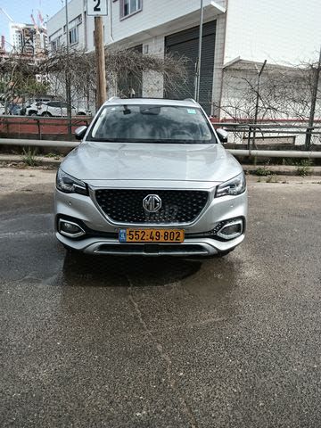מודעת רכב אם ג'י EHS PHEV