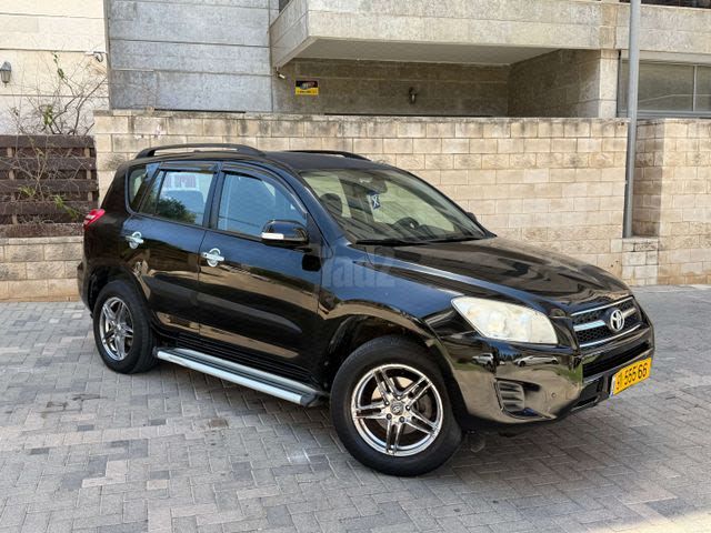 מודעת רכב טויוטה RAV4 1