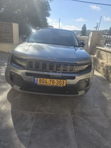 מודעת רכב ג'יפ אוונגר