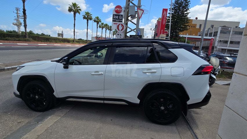 מודעת רכב טויוטה RAV4