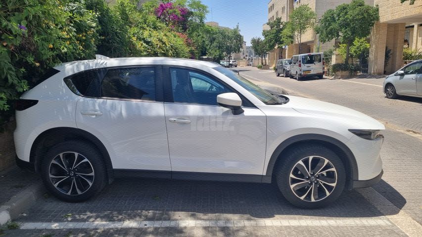 מודעת רכב מאזדה CX-5