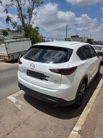 מודעת רכב מאזדה CX-5