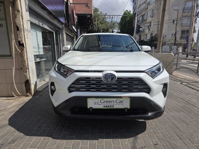 מודעת רכב טויוטה RAV4