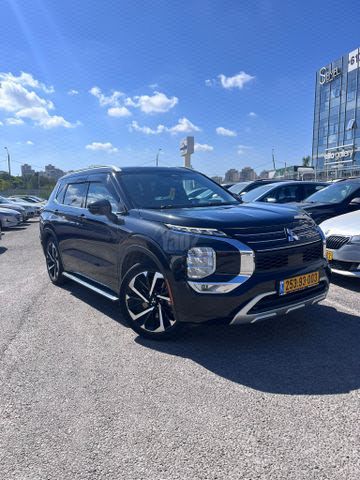 מודעת רכב מיצובישי אאוטלנדר 2