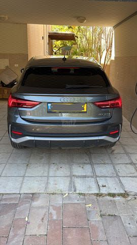 מודעת רכב אאודי Q3