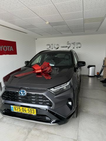 מודעת רכב טויוטה RAV4