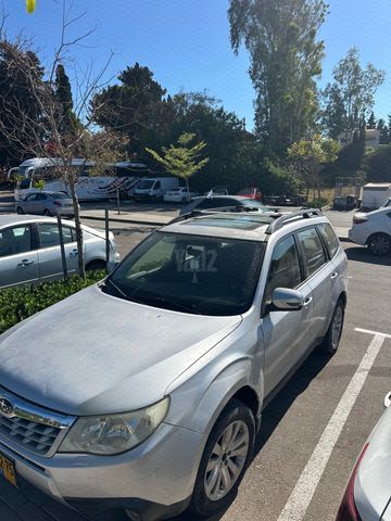 מודעת רכב סובארו פורסטר