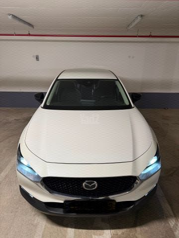 מודעת רכב מאזדה CX-30