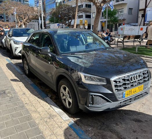 מודעת רכב אאודי Q2