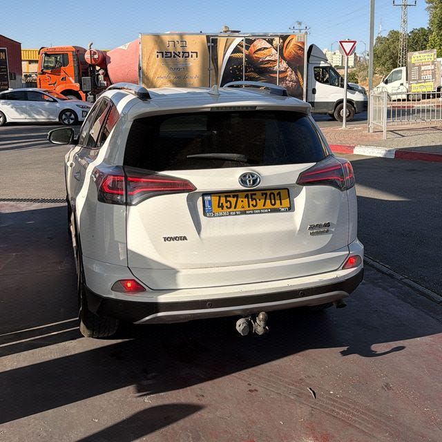 מודעת רכב טויוטה RAV4 1