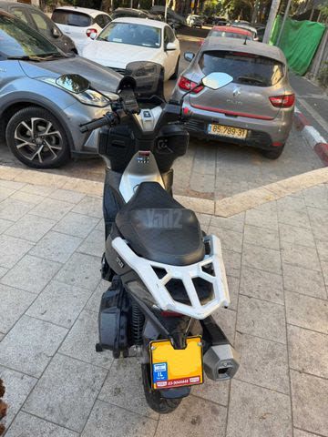 מודעת רכב VOGE SR1