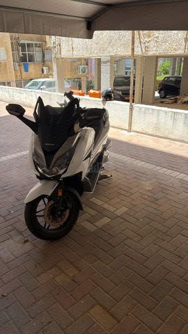 מודעת רכב הונדה פורזה 350